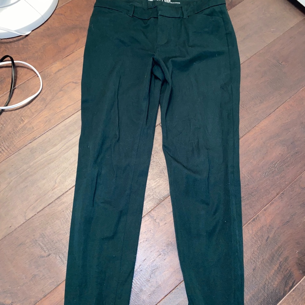 Old Navy Cropped Mid-Rise Pixie Pants